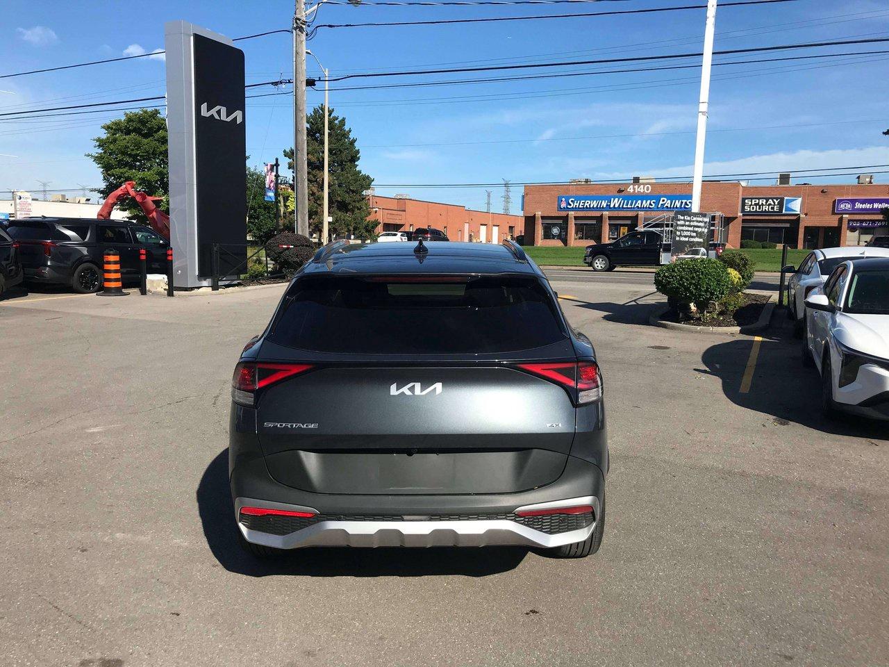 2025 Kia Sportage EX Pkg.   Sunroof   Power Liftgate Photo5