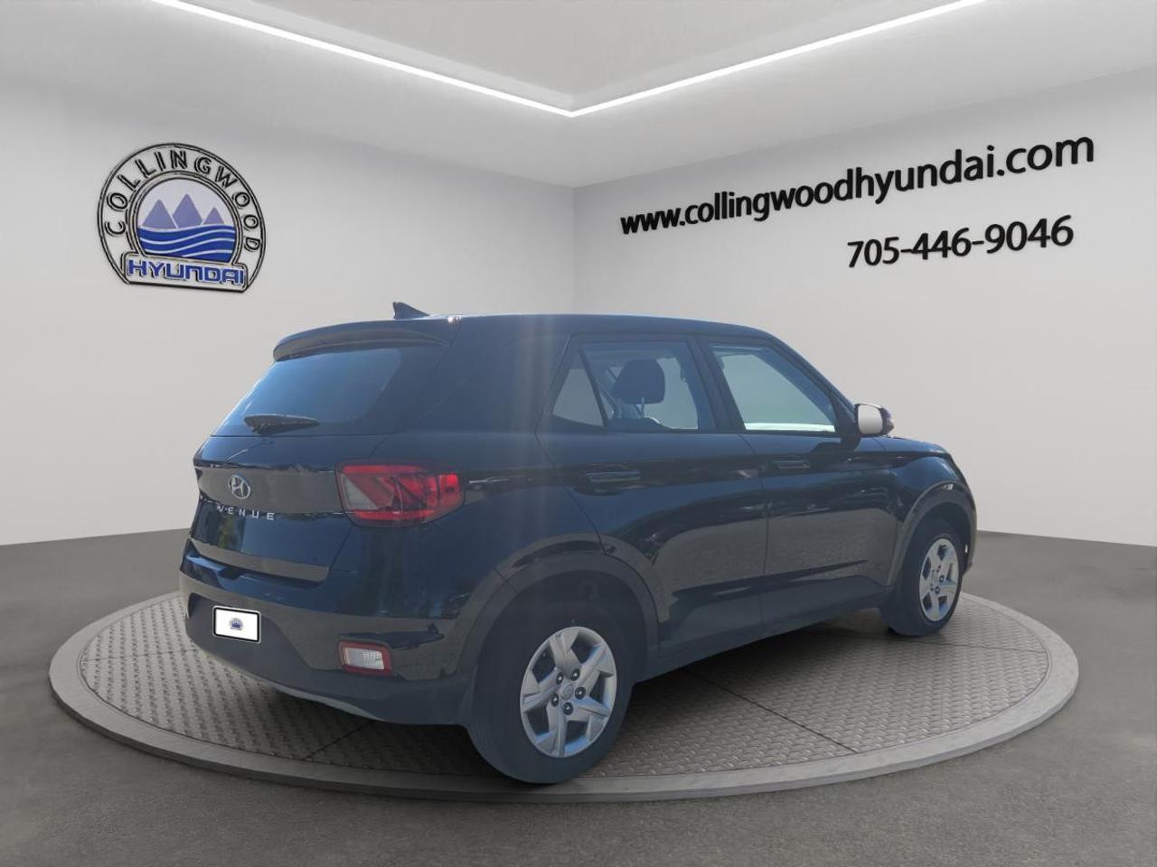 2022 Hyundai Venue Essential Photo