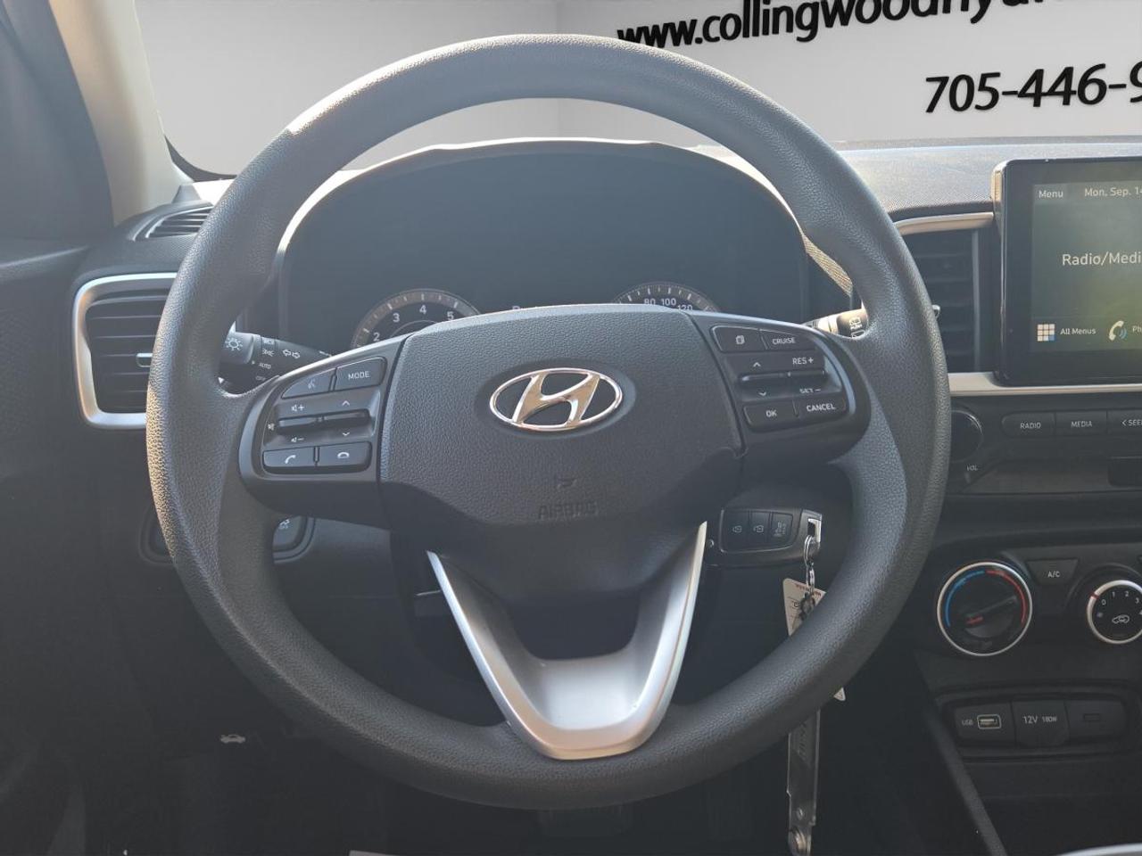 2022 Hyundai Venue Essential Photo