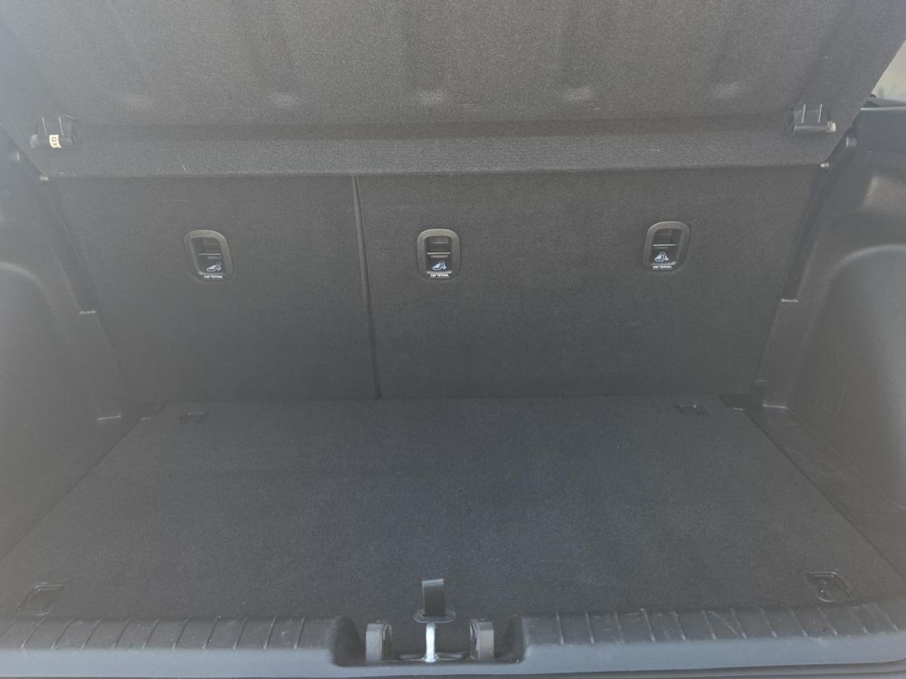 2022 Hyundai Venue Essential Photo