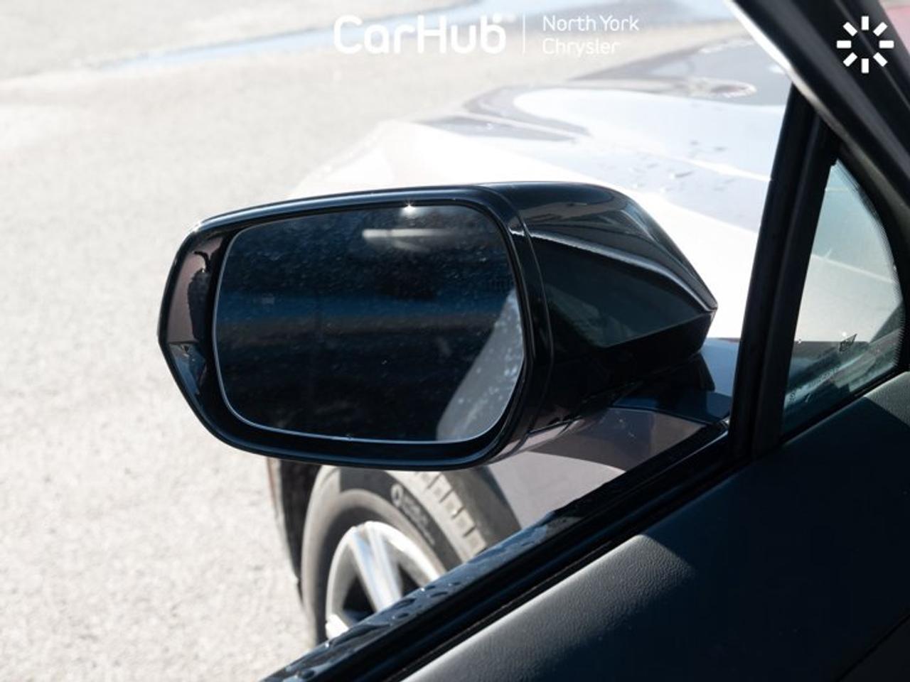 2024 Cadillac LYRIQ Tech Fully Electric | Panoramic Roof | Heated Seats | Navigation | Wireless Connection Photo