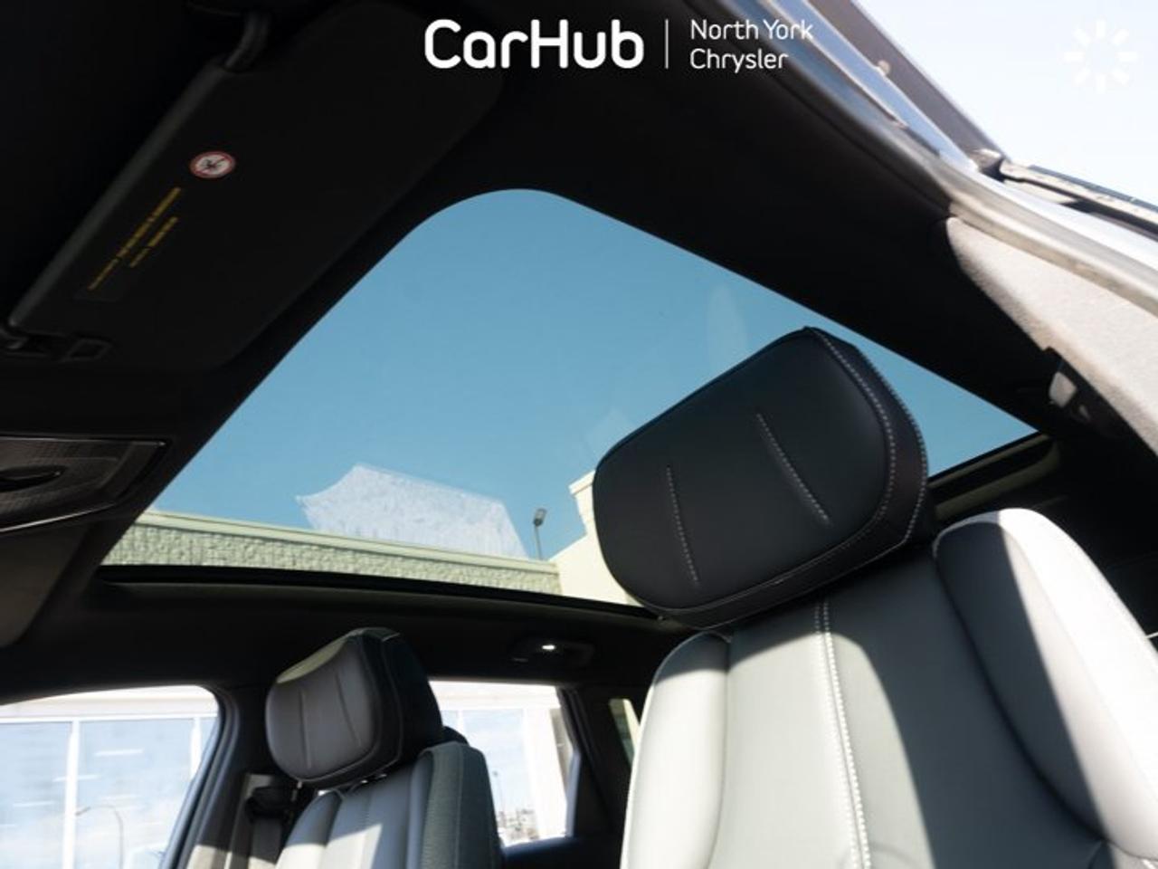 2024 Cadillac LYRIQ Tech Fully Electric | Panoramic Roof | Heated Seats | Navigation | Wireless Connection Photo