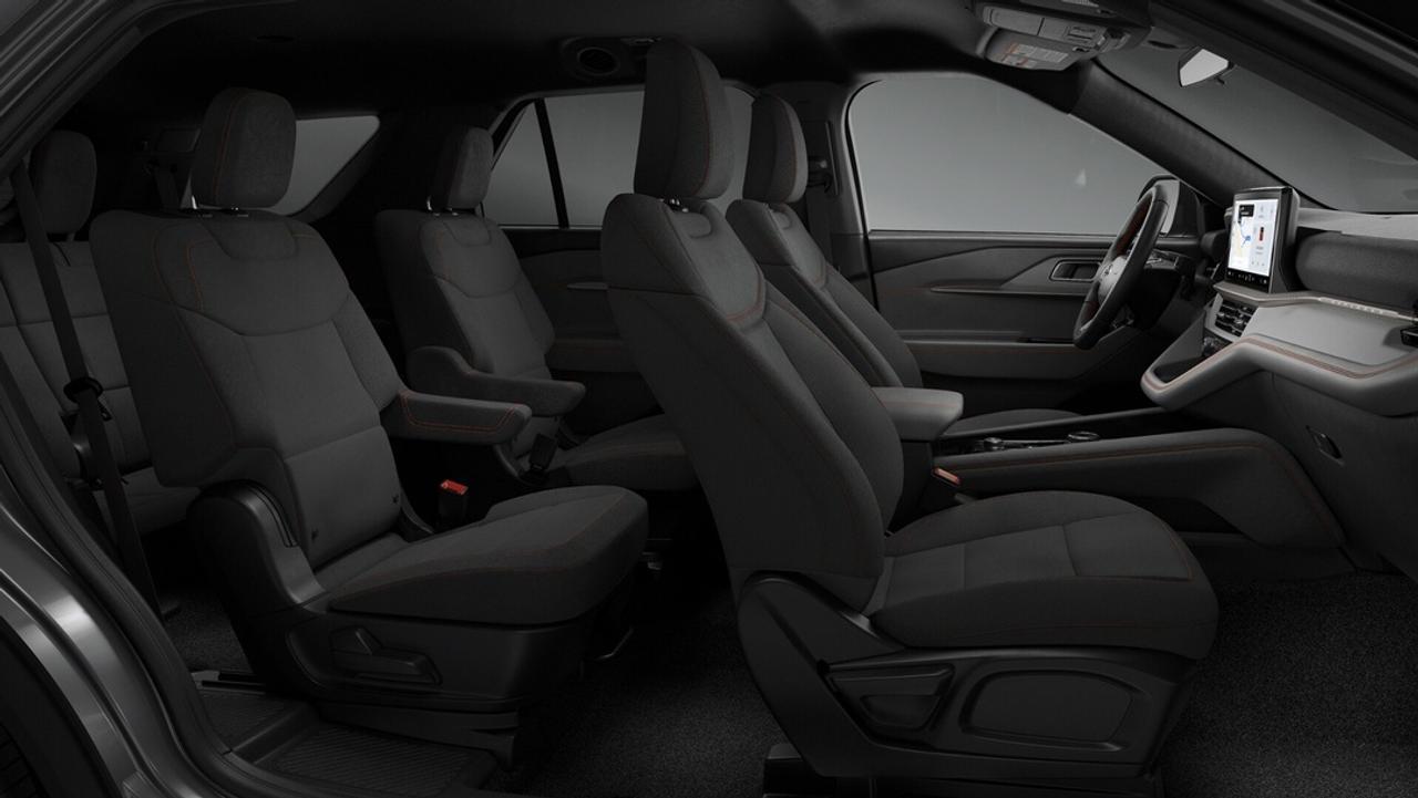 2027 Ford Explorer Active Photo