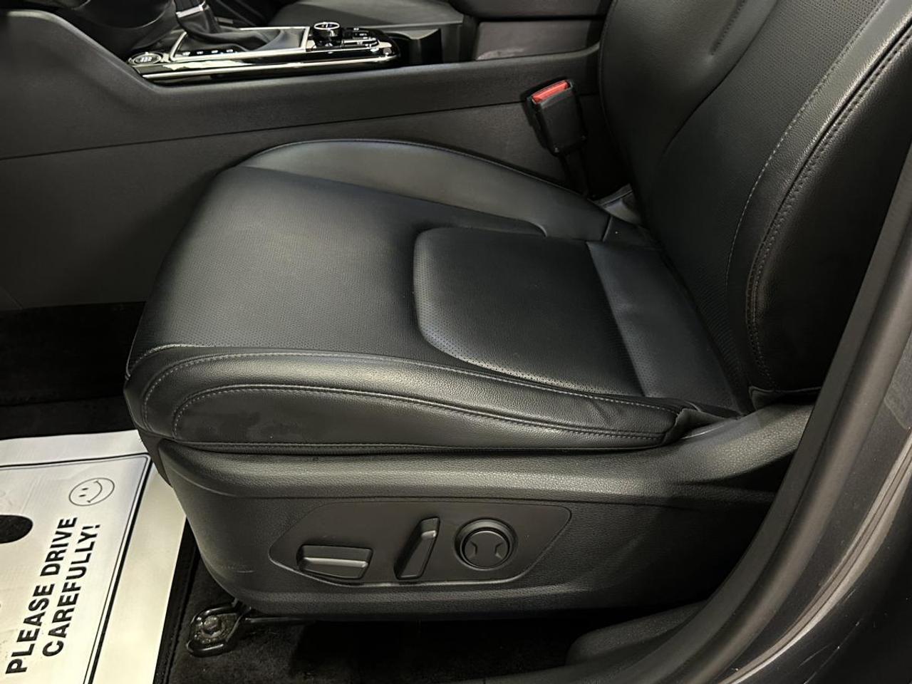 2025 Kia Sportage EX/AWD/LEATHER/PANOROOF/NAVIGATION/1 OWNER! Photo