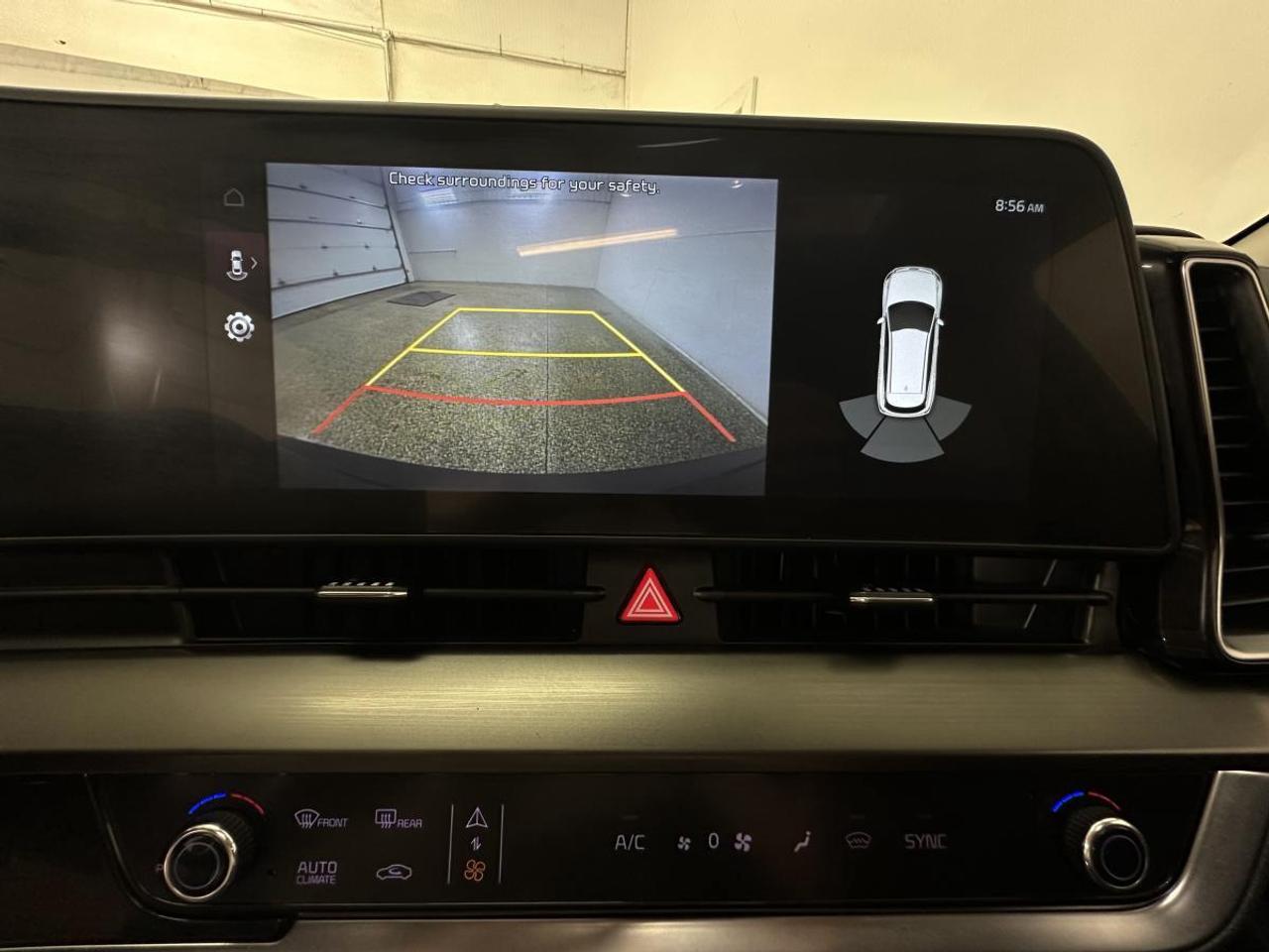 2025 Kia Sportage EX/AWD/LEATHER/PANOROOF/NAVIGATION/1 OWNER! Photo