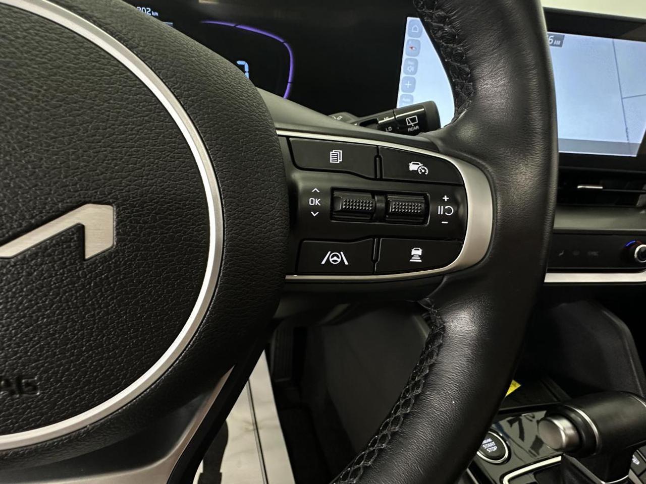 2025 Kia Sportage EX/AWD/LEATHER/PANOROOF/NAVIGATION/1 OWNER! Photo