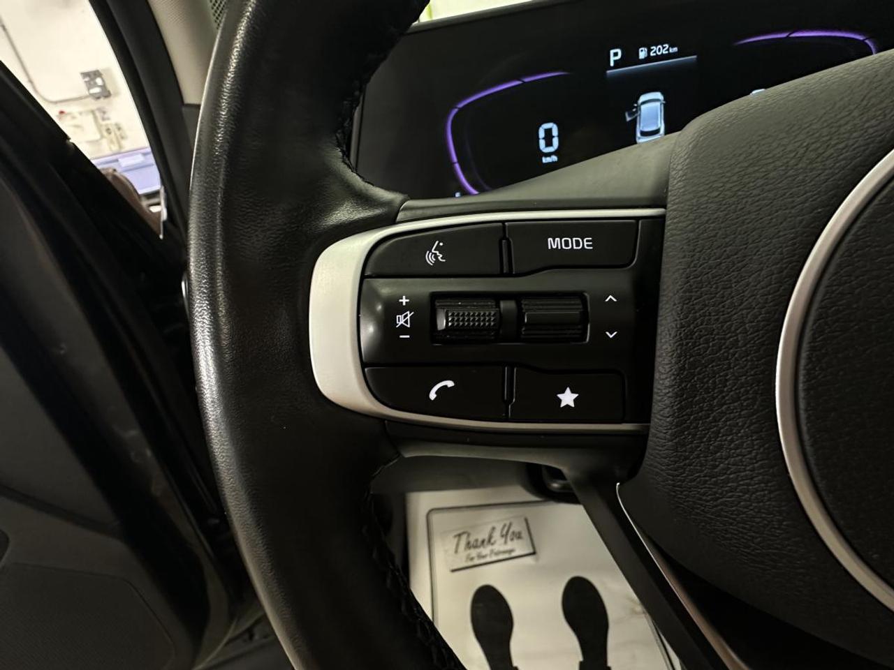 2025 Kia Sportage EX/AWD/LEATHER/PANOROOF/NAVIGATION/1 OWNER! Photo