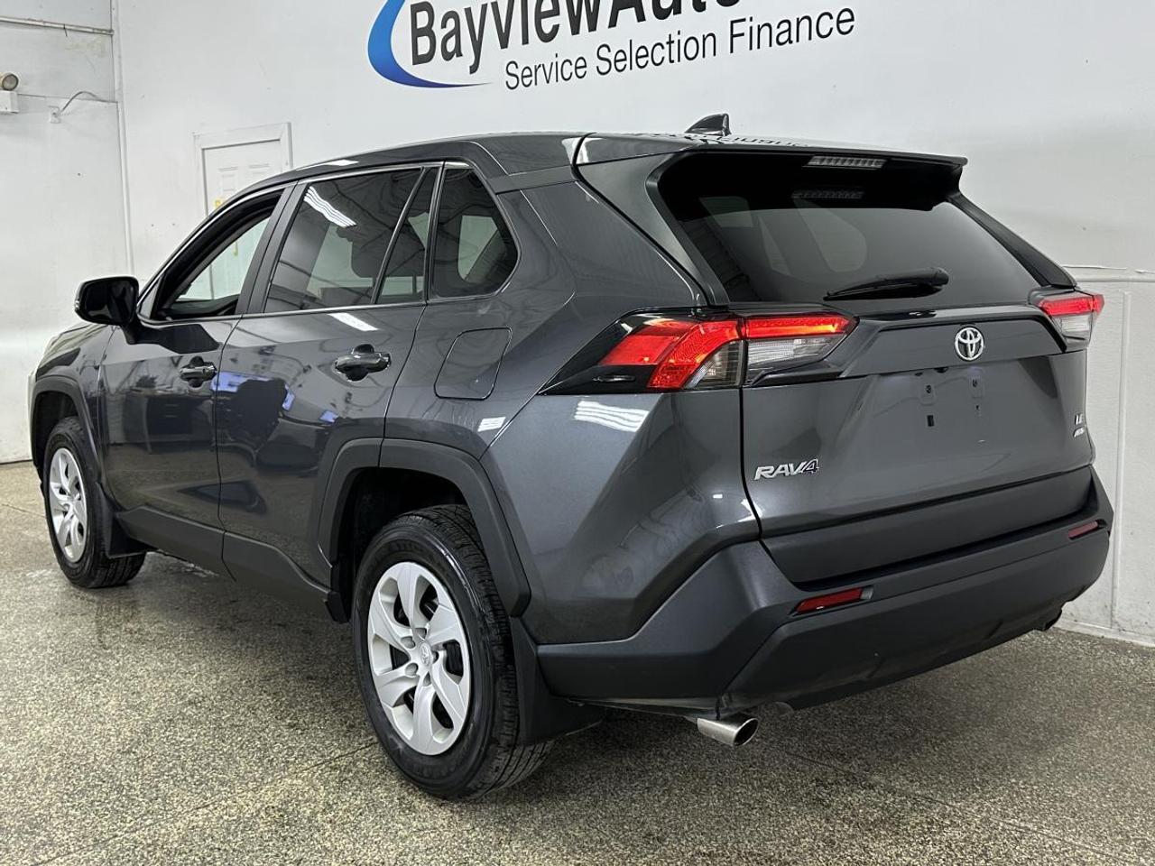 2024 Toyota RAV4 LE/AWD/36000KM! Photo