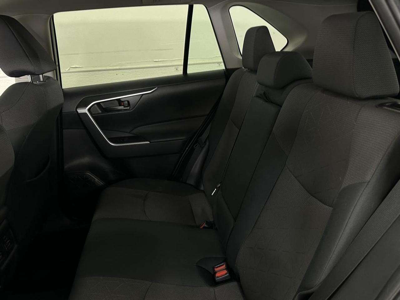 2024 Toyota RAV4 LE/AWD/36000KM! Photo