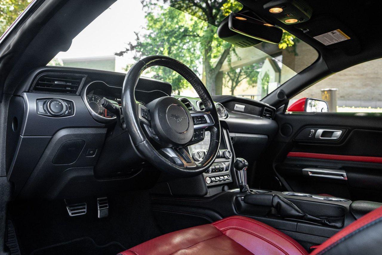 2021 Ford Mustang EcoBoost Premium Photo