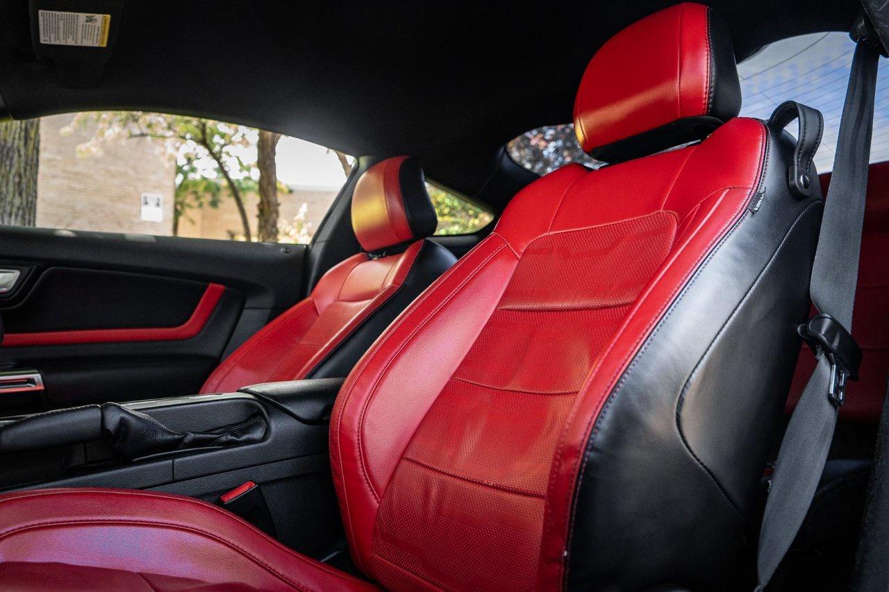 2021 Ford Mustang EcoBoost Premium Photo