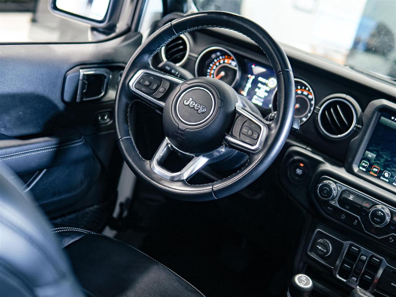 2022 Jeep Wrangler UNLIMITED SAHARA | NO ACCIDENTS | LEATHER | BLIND | NAV | 4X4 Photo