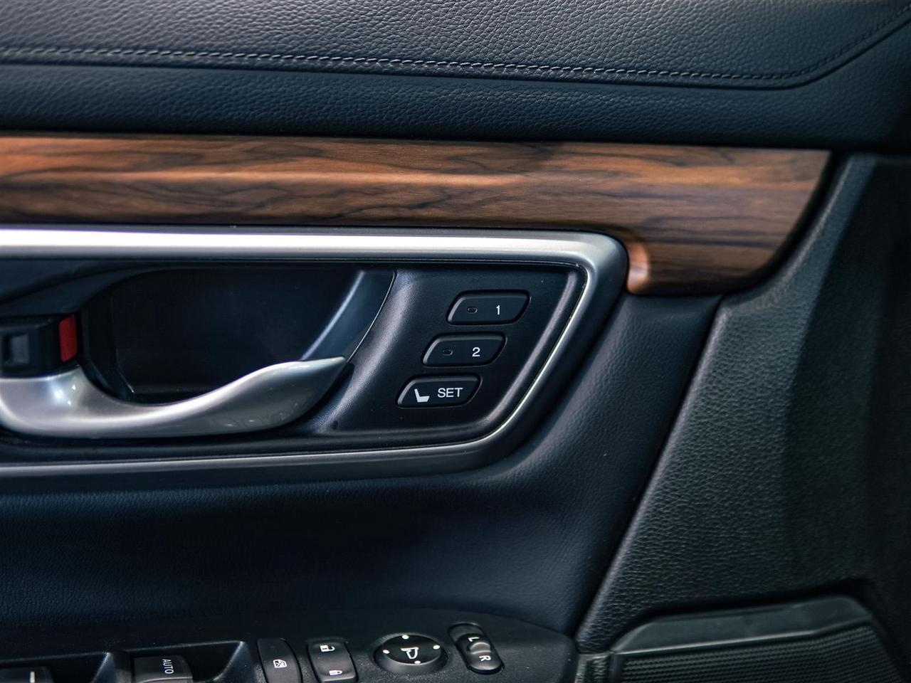 2019 Honda CR-V Touring AWD | One Owner | No Accidents Photo