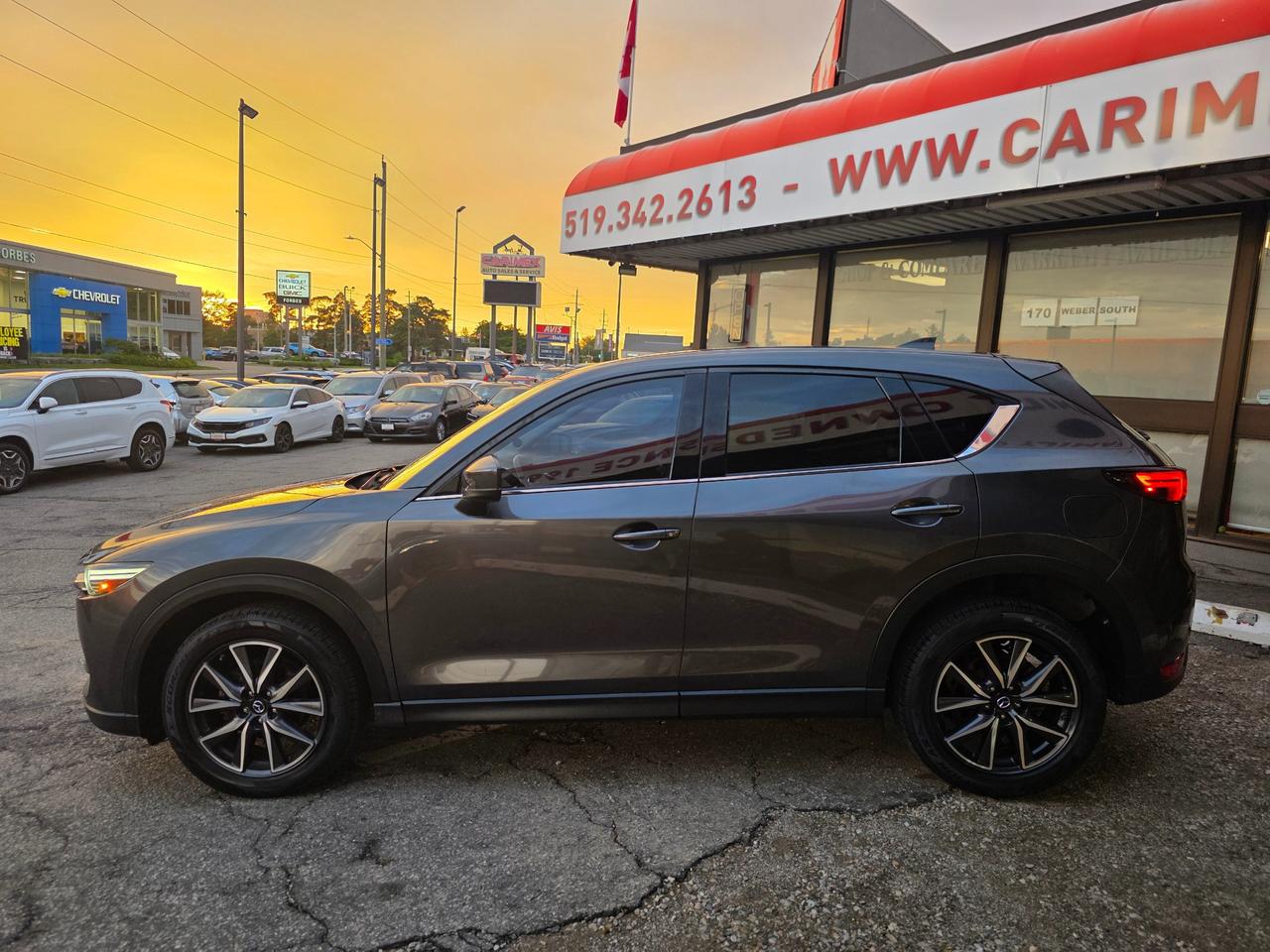 2018 Mazda CX-5 GT AWD | Leather | Sunroof | BOSE | HUD | BSM Photo5