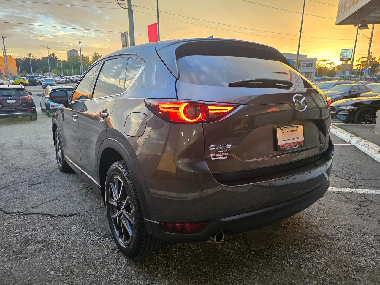 2018 Mazda CX-5 GT AWD | Leather | Sunroof | BOSE | HUD | BSM Photo2