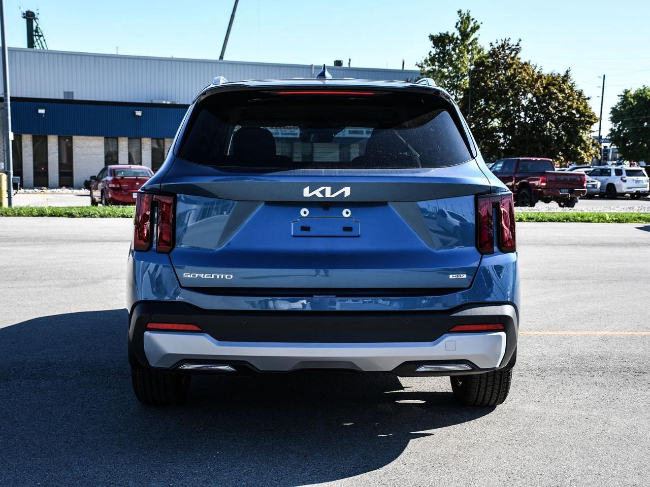 2026 Kia Sorento Hybrid 2026 Kia Sorento Hybrid - LX | Stock #LKSO00840 Photo4