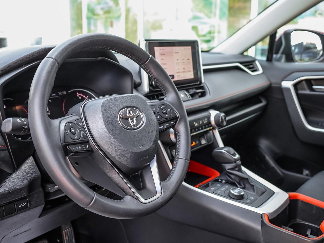 2024 Toyota RAV4 Trail LEATHER HEATED SEATS-HEATED STEERING WHEEL-SUNROOF-TOYOTA SAFETY SENSE-NO ACCIDENTS Photo
