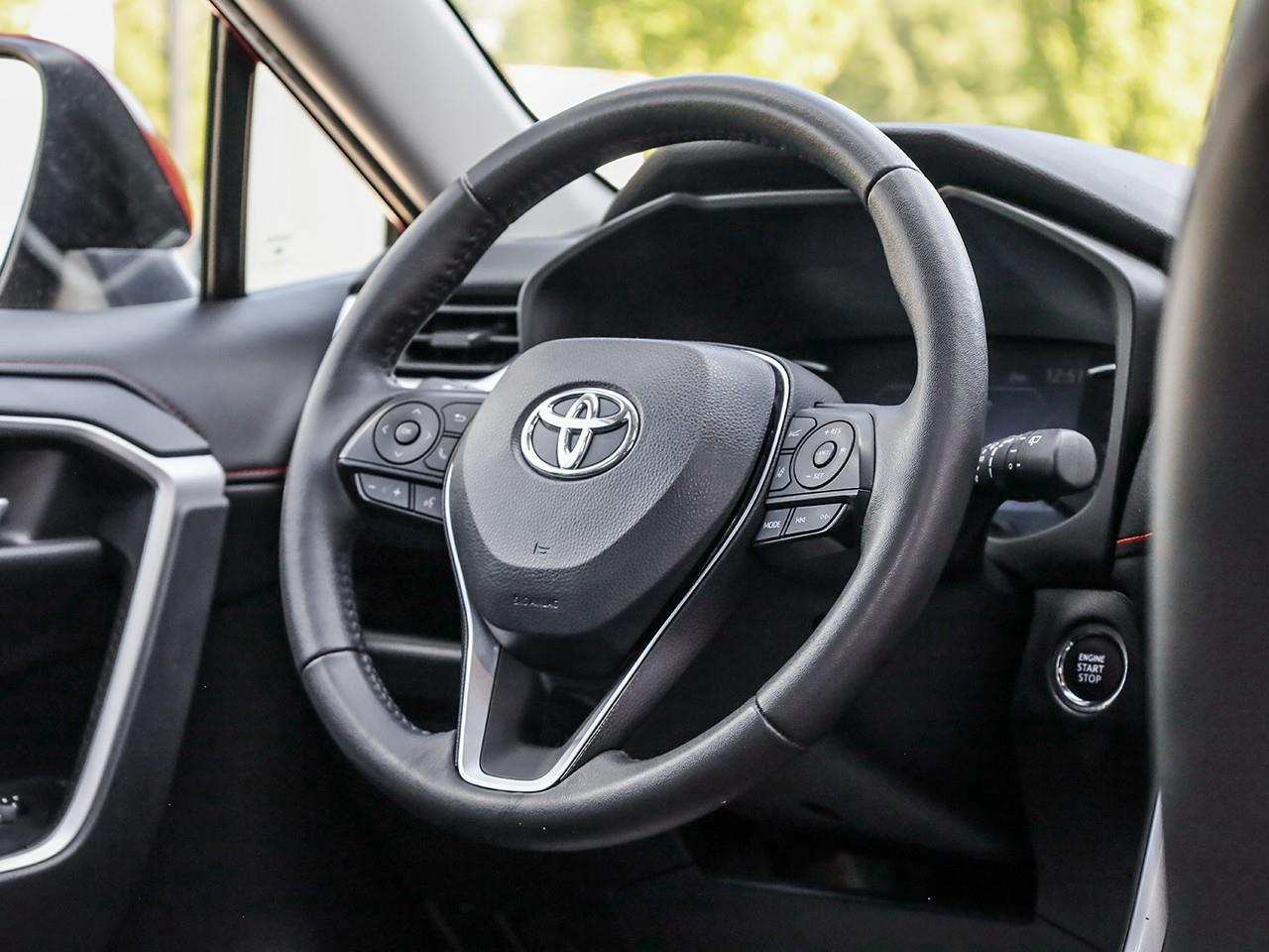 2024 Toyota RAV4 Trail LEATHER HEATED SEATS-HEATED STEERING WHEEL-SUNROOF-TOYOTA SAFETY SENSE-NO ACCIDENTS Photo