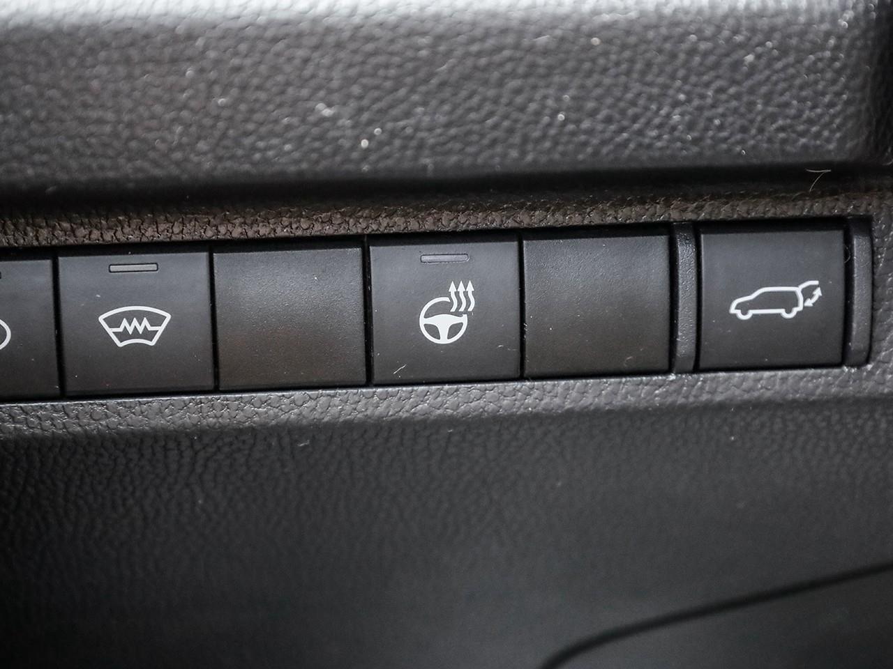 2024 Toyota RAV4 Trail LEATHER HEATED SEATS-HEATED STEERING WHEEL-SUNROOF-TOYOTA SAFETY SENSE-NO ACCIDENTS Photo