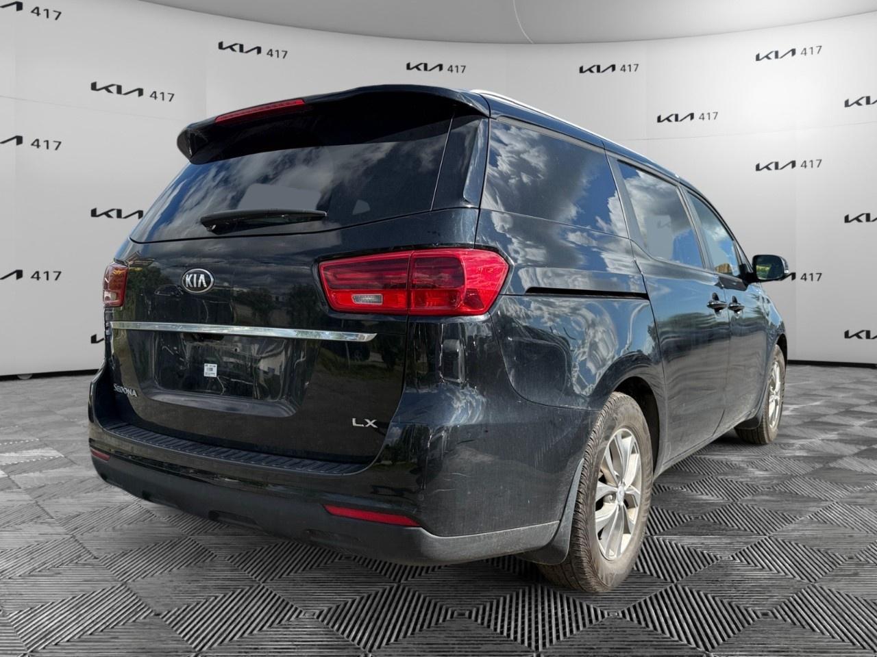 2019 Kia Sedona LX FWD Photo