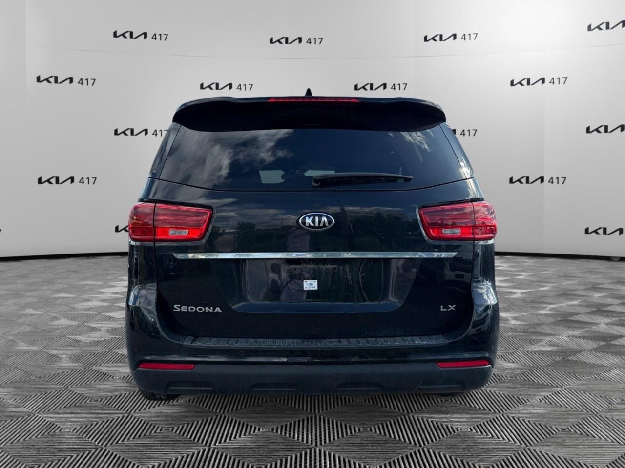 2019 Kia Sedona LX FWD Photo