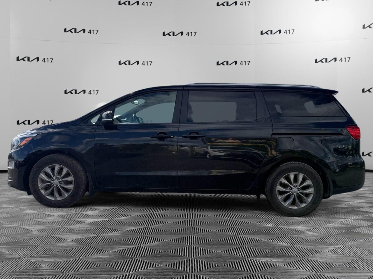 2019 Kia Sedona LX FWD Photo1