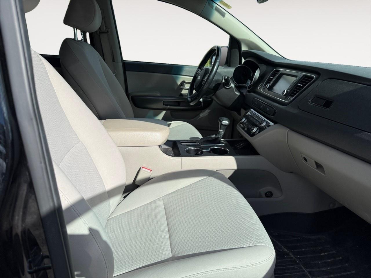 2019 Kia Sedona LX FWD Photo