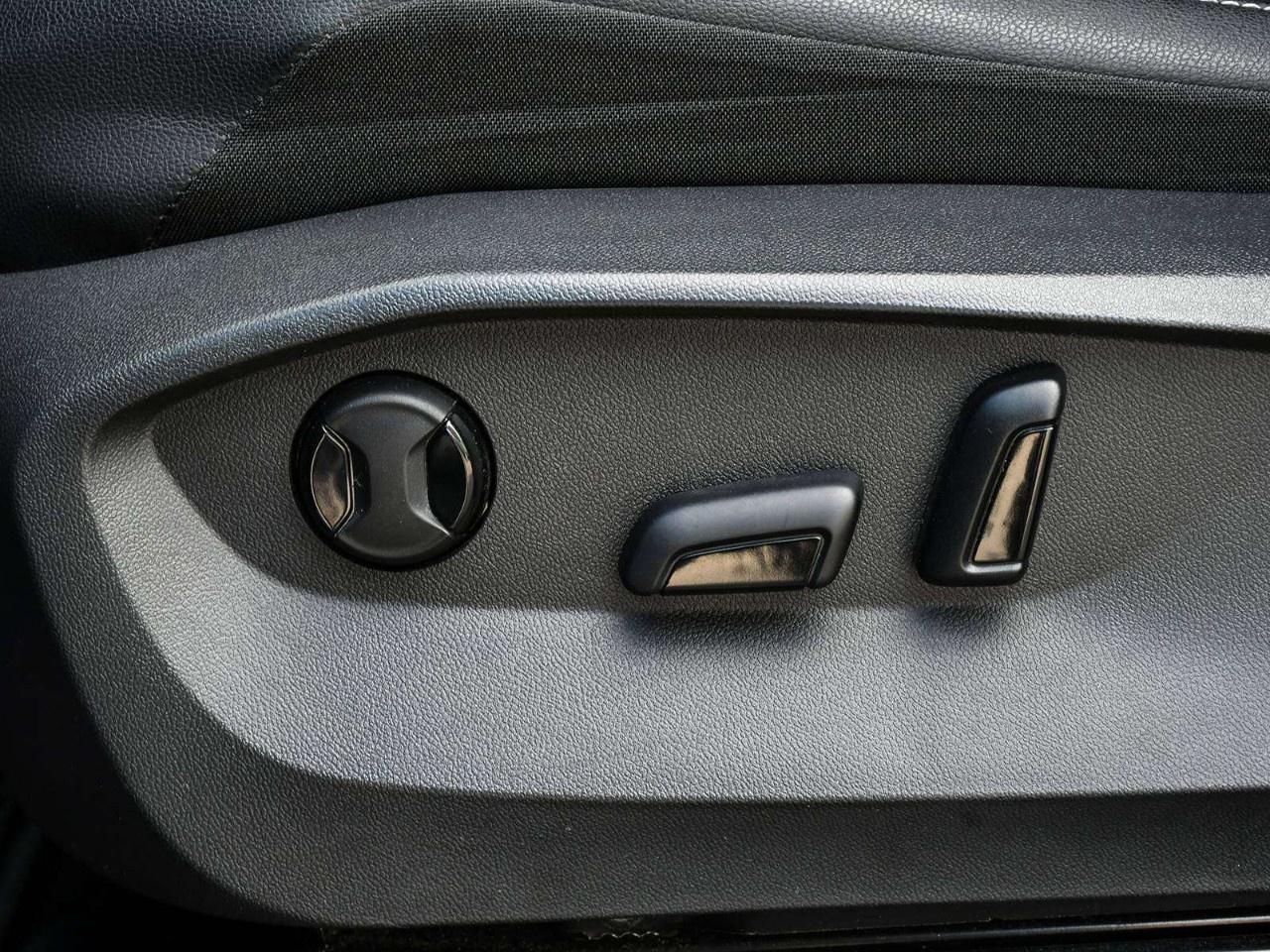 2023 Volkswagen Tiguan COMFORTLINE 4Motion Photo