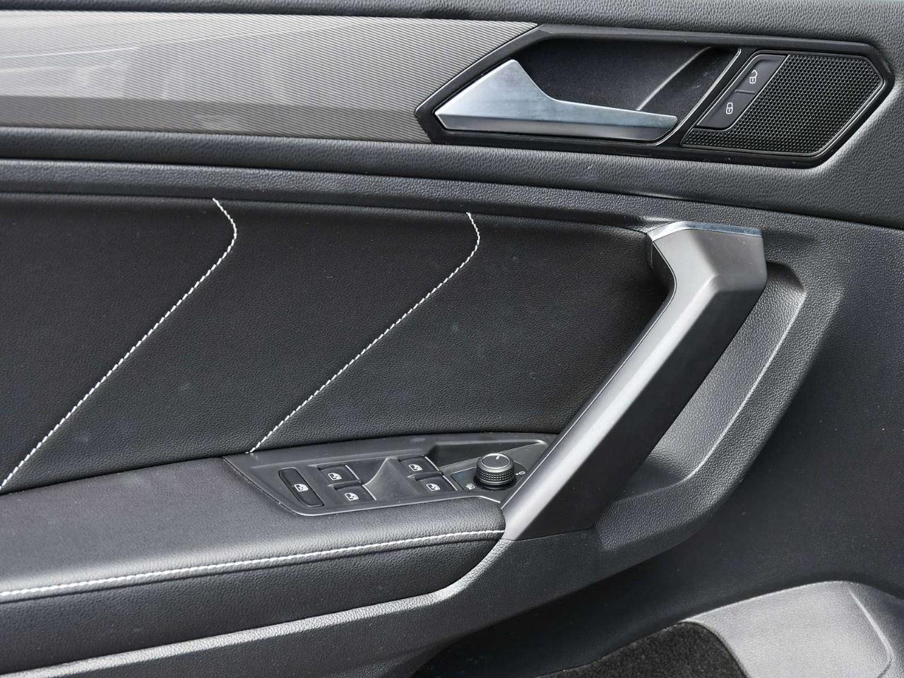 2023 Volkswagen Tiguan COMFORTLINE 4Motion Photo
