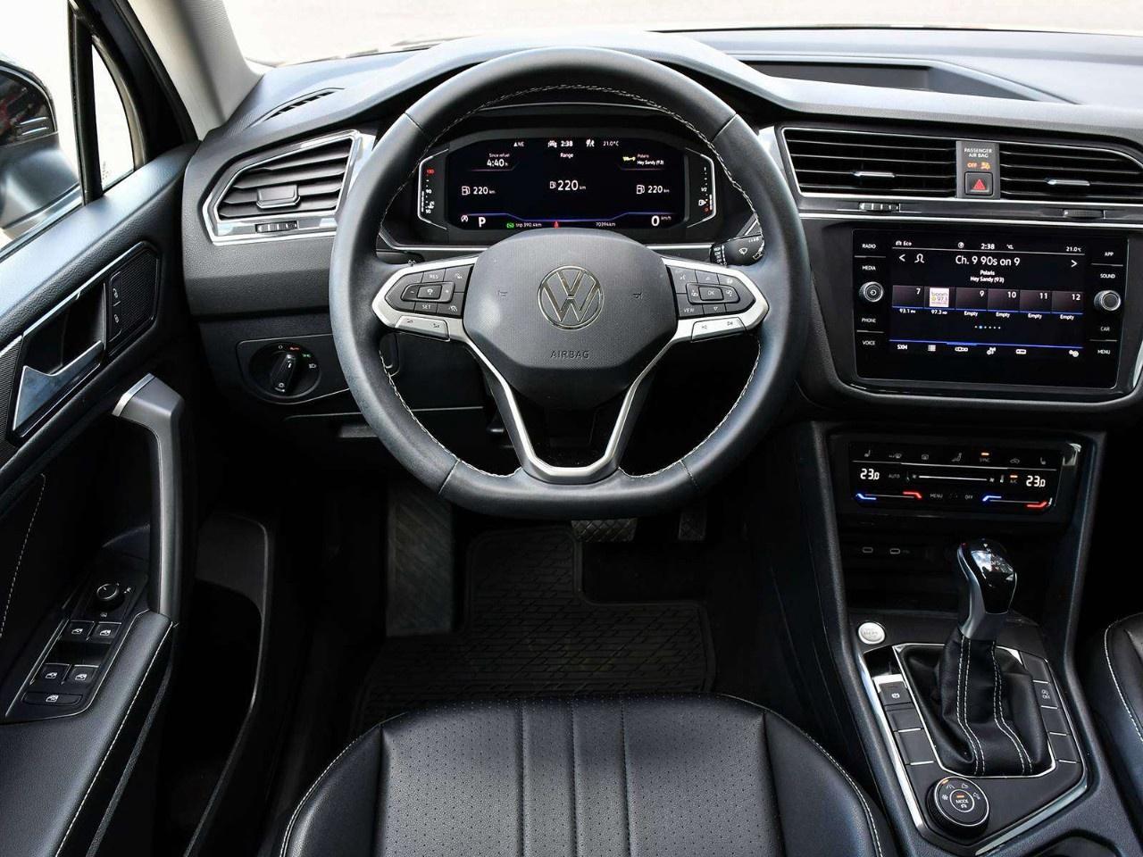 2023 Volkswagen Tiguan COMFORTLINE 4Motion Photo