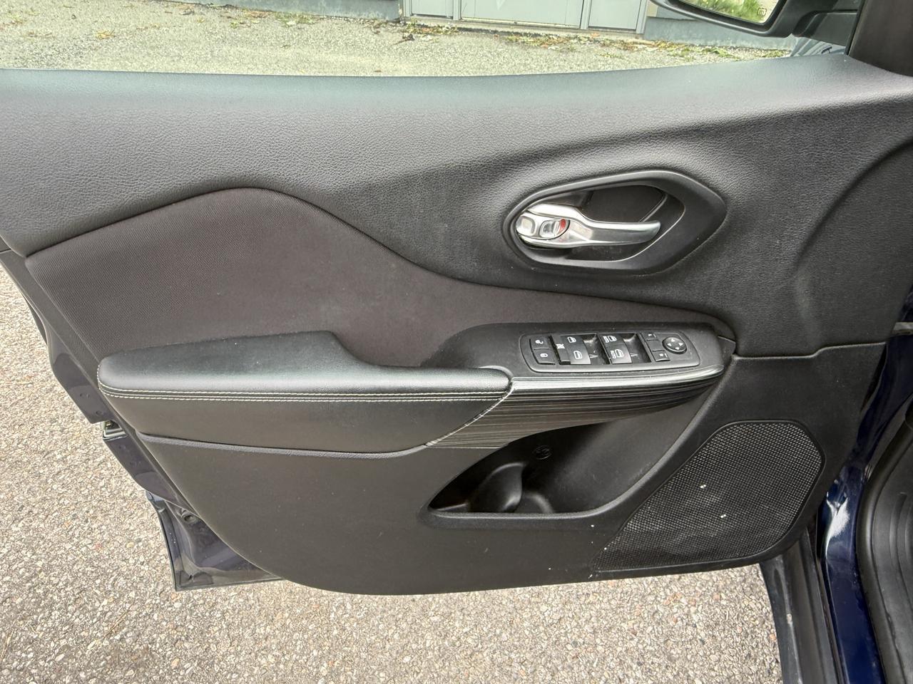2014 Jeep Cherokee North Photo