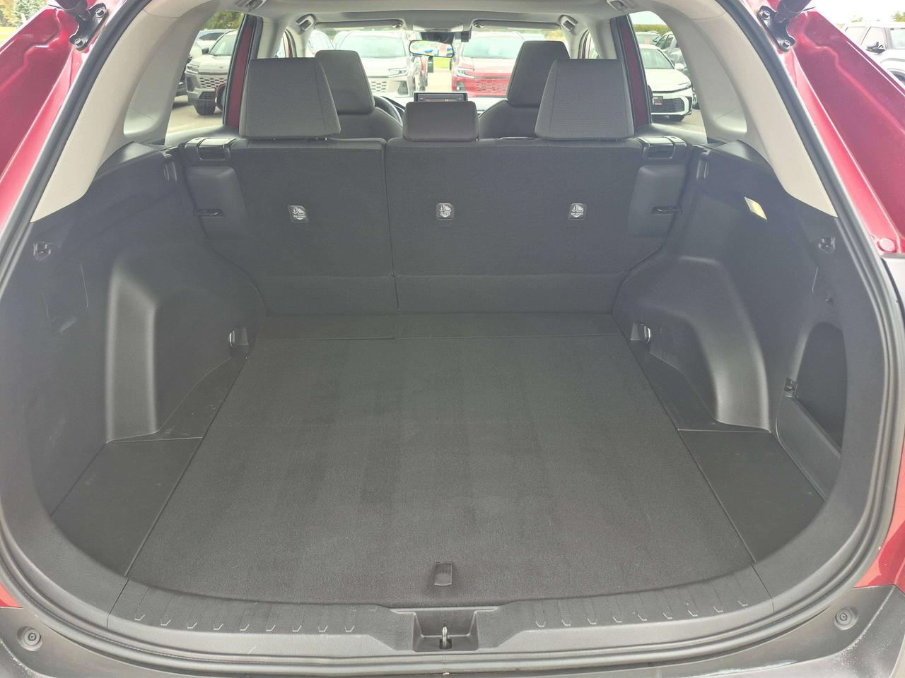 2022 Toyota RAV4 XLE AWD Photo