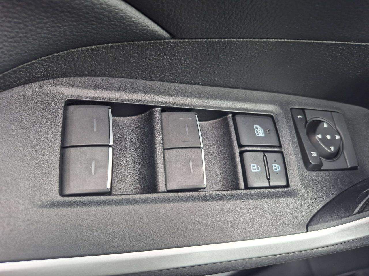2022 Toyota RAV4 XLE AWD Photo
