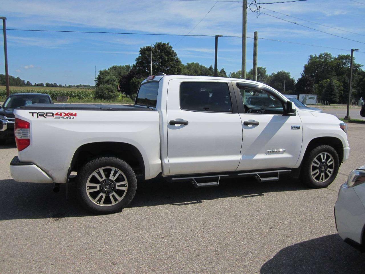 2021 Toyota Tundra TRD SPORT PREMIUM NO ACCIDENTS! 1 PRICE! NO FEES! Photo4