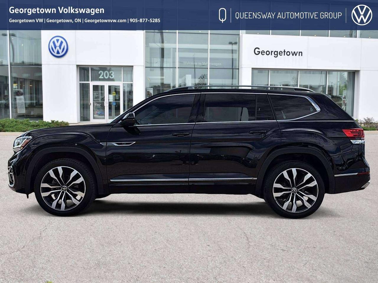 2022 Volkswagen Atlas Execline R-Line   Pano Roof   Fender Audio   Carplay Photo