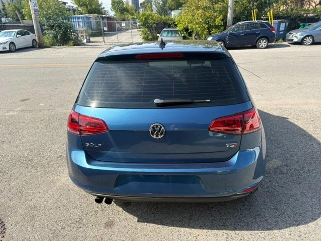 2015 Volkswagen Golf  Photo3
