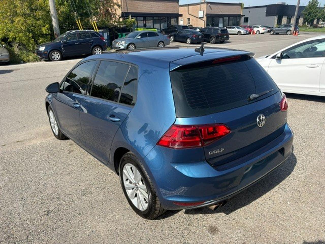 2015 Volkswagen Golf  Photo