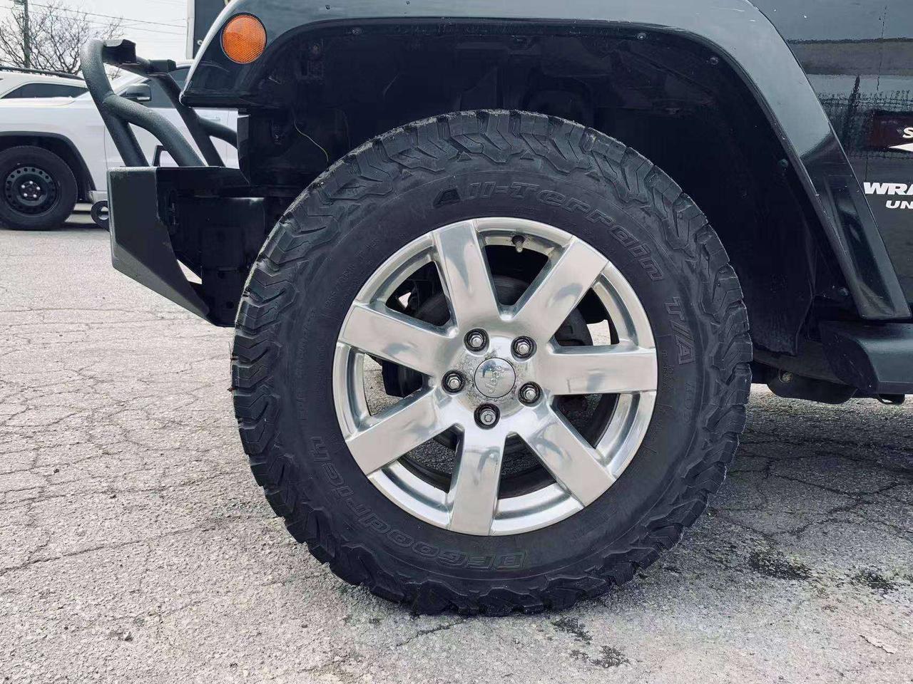 2014 Jeep Wrangler Sahara Photo