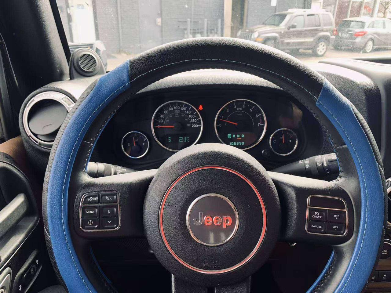 2014 Jeep Wrangler Sahara Photo