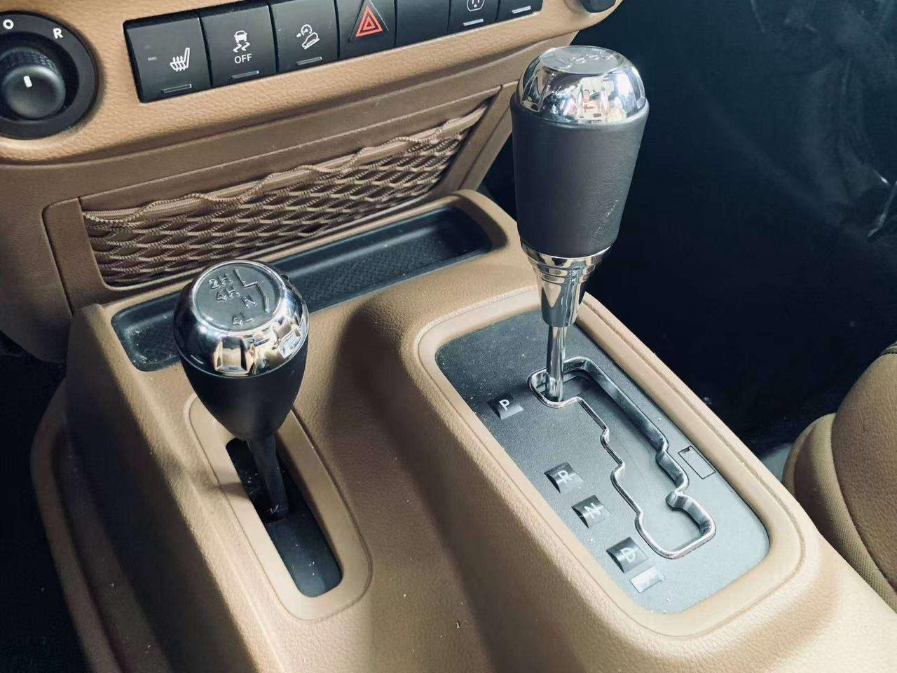 2014 Jeep Wrangler Sahara Photo