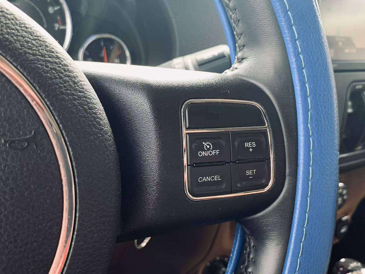2014 Jeep Wrangler Sahara Photo