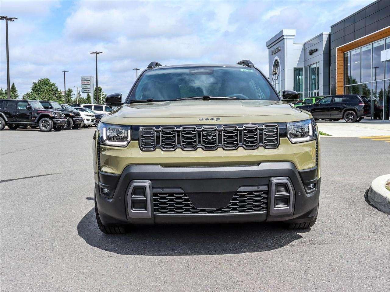 2026 Jeep Cherokee OVERLAND Photo5