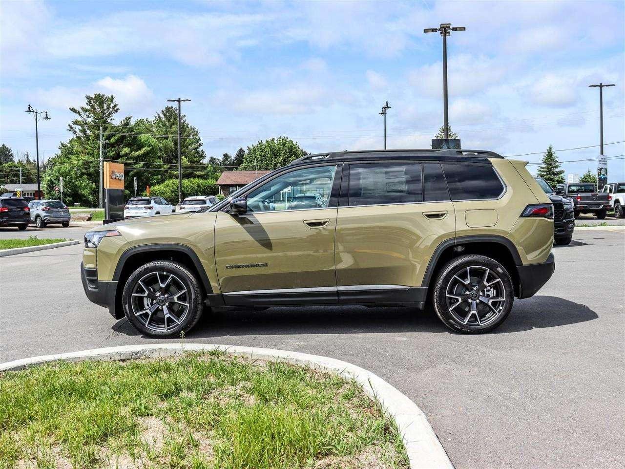 2026 Jeep Cherokee OVERLAND Photo