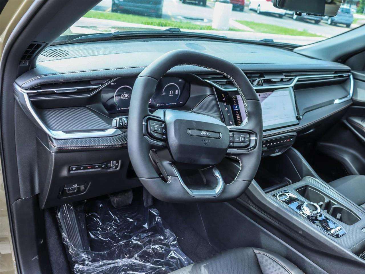 2026 Jeep Cherokee OVERLAND Photo