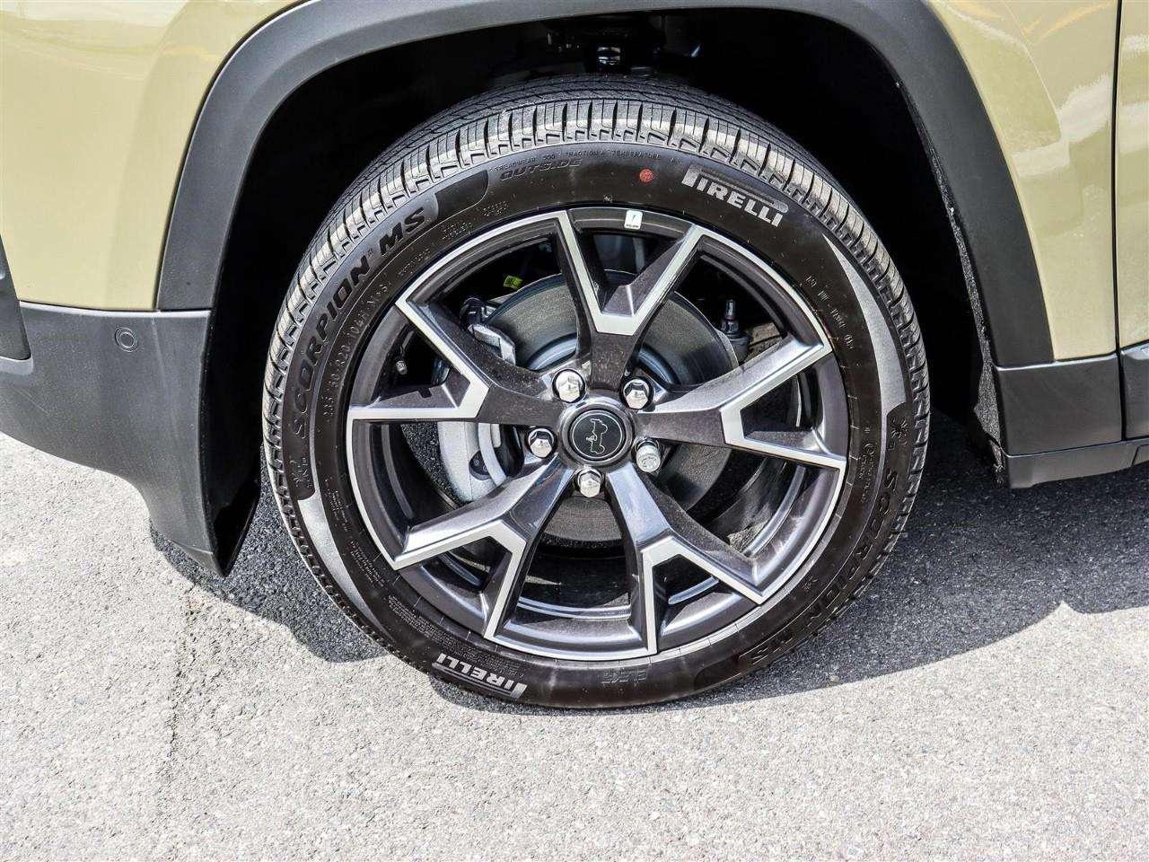 2026 Jeep Cherokee OVERLAND Photo