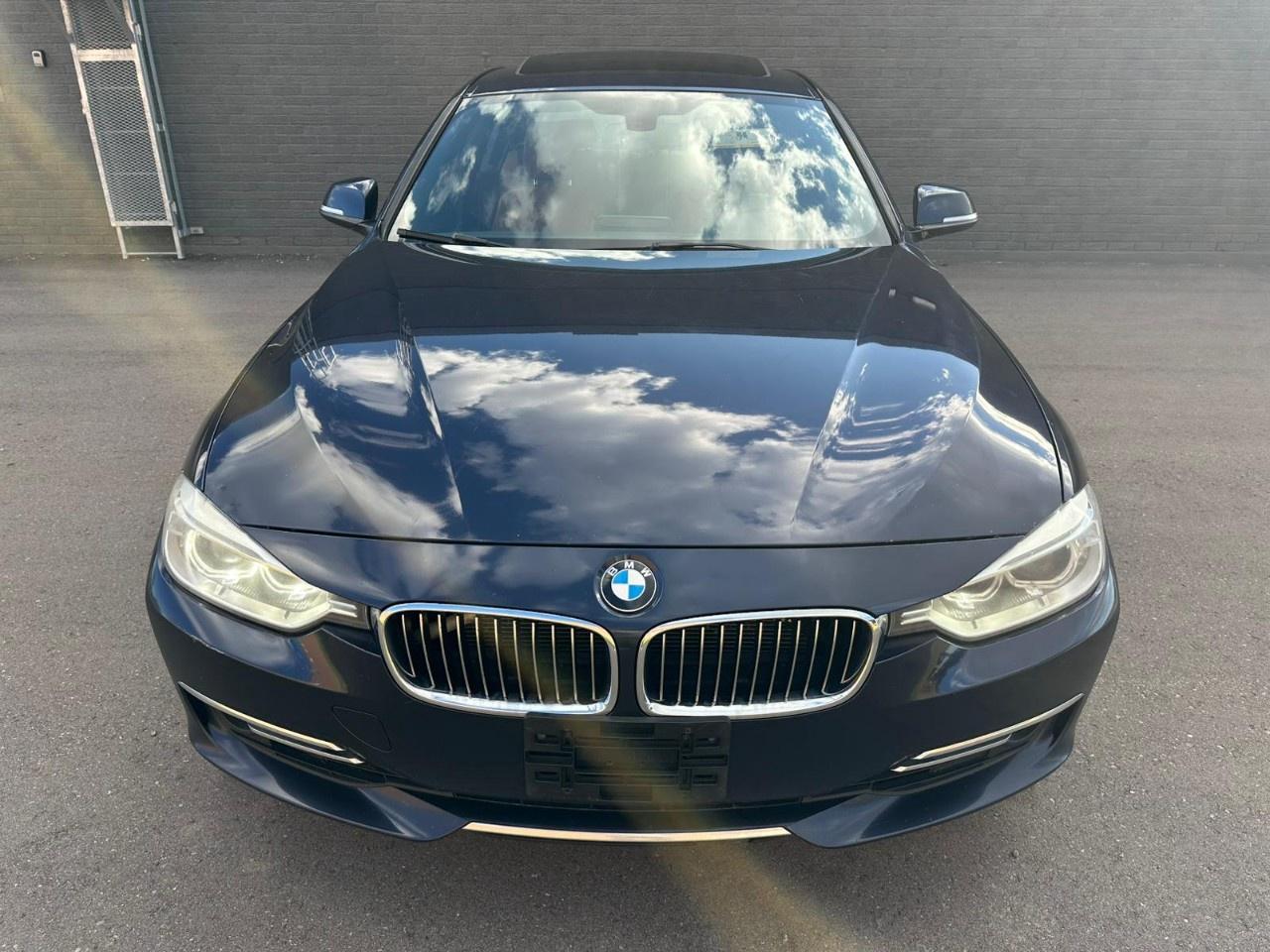 2013 BMW 3 Series 4dr Sdn 335i xDrive AWD Photo2