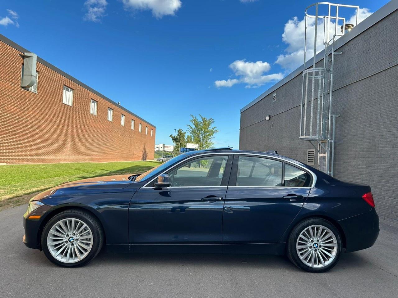 2013 BMW 3 Series 4dr Sdn 335i xDrive AWD Photo