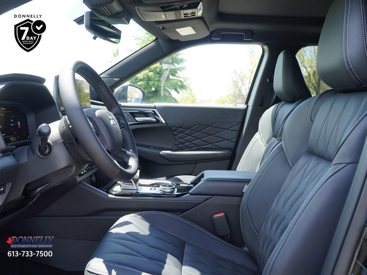 2026 Mitsubishi Outlander Plug-In Hybrid GT NOIR S-AWC Photo