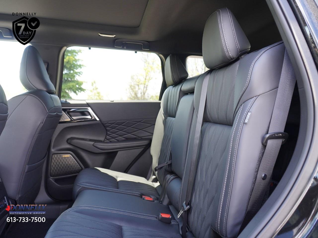 2026 Mitsubishi Outlander Plug-In Hybrid GT NOIR S-AWC Photo