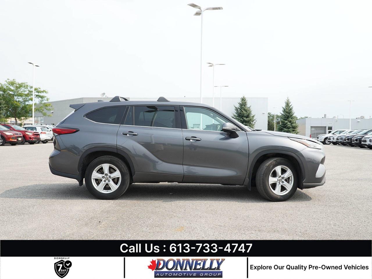 2020 Toyota Highlander LE AWD Photo1